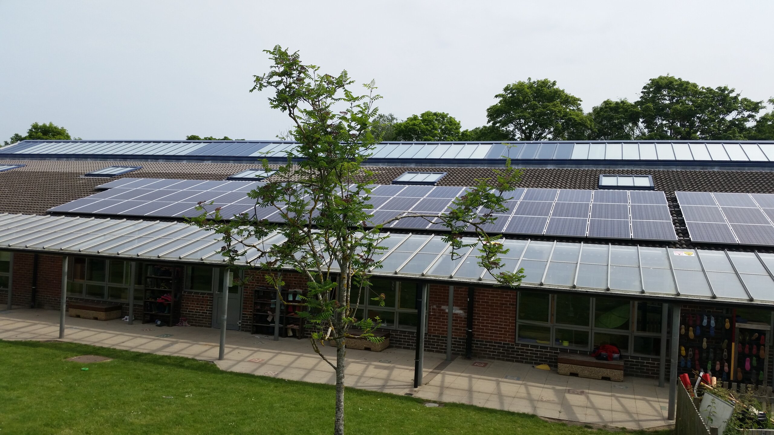 Chilton Primary School rooftop solar PV panels