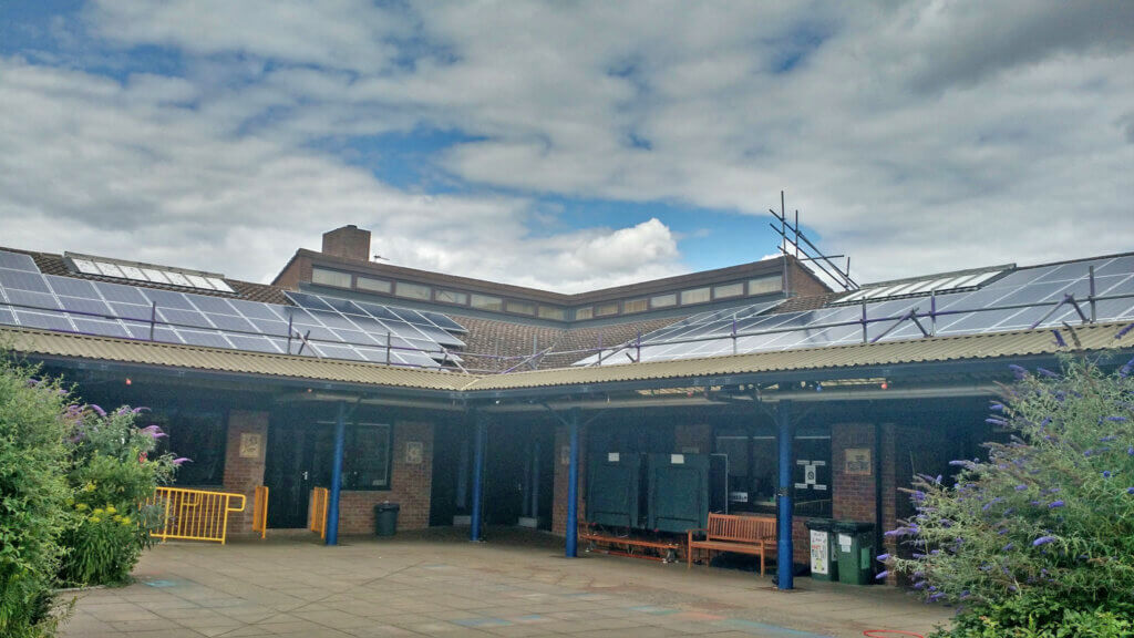 Thomas Reade Primary School solar panels