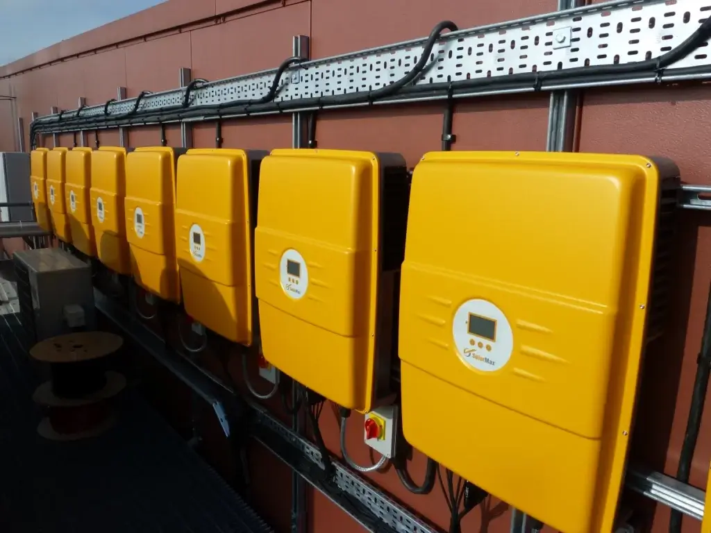 Oxford Bus Company's community owned rooftop solar installation by Low Carbon Hub, Oxfordshire